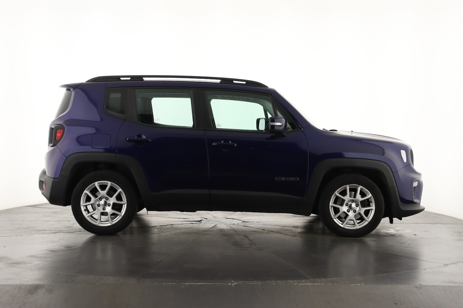 Used Jeep Renegade 2019 for sale - 77019880: Photo 4