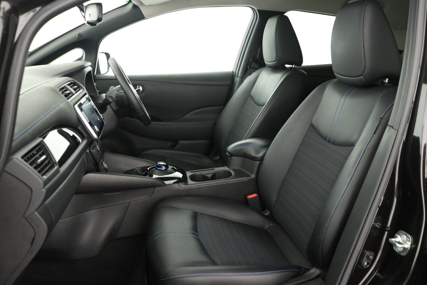 Used Nissan Leaf 2022 for sale - 77307561: Photo 10