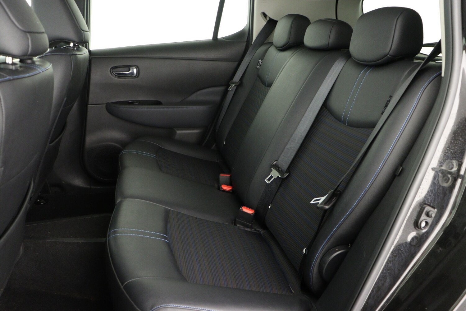 Used Nissan Leaf 2022 for sale - 77307561: Photo 12