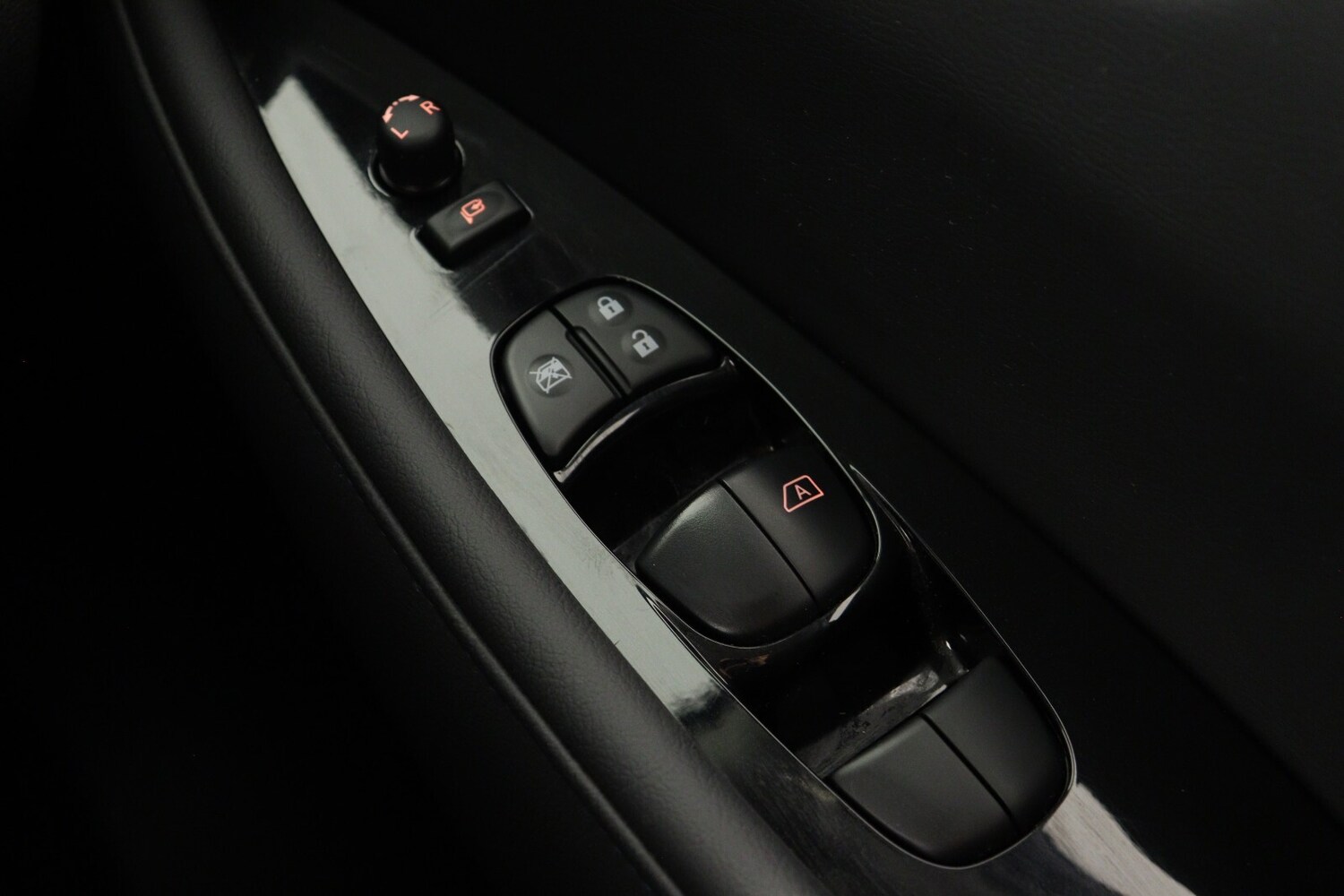 Used Nissan Leaf 2022 for sale - 77307561: Photo 25