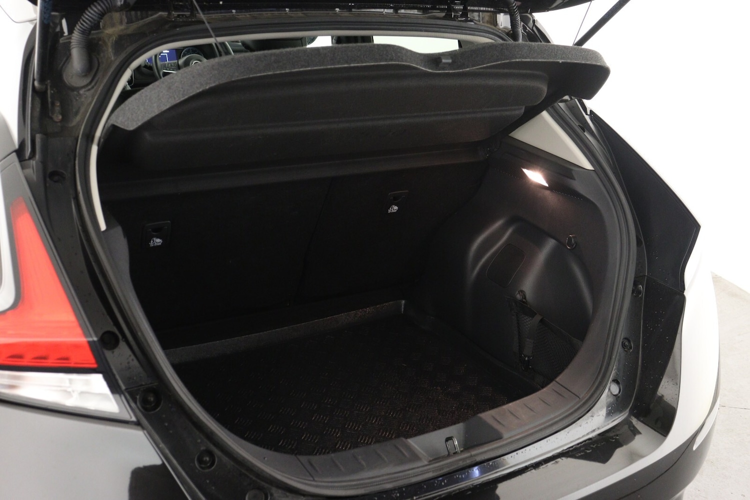 Used Nissan Leaf 2022 for sale - 77307561: Photo 9