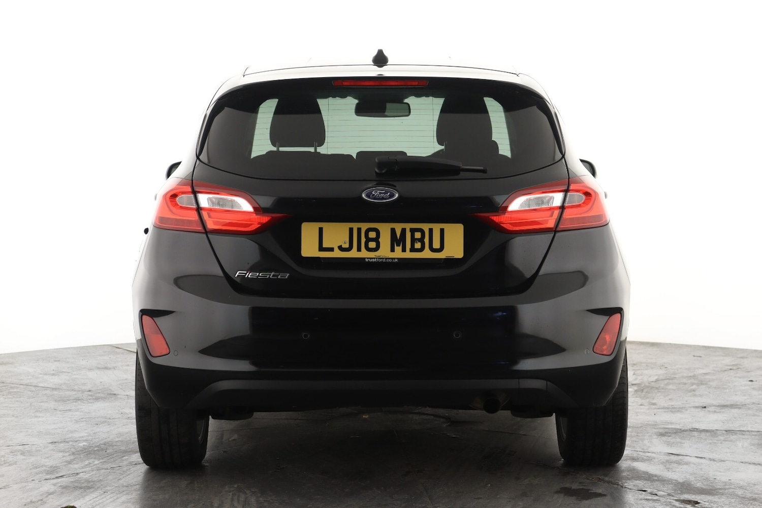 Used Ford Fiesta 2018 for sale - 78067012: Photo 2