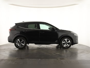 Used Nissan Qashqai 2022 for sale - 77116109: Photo