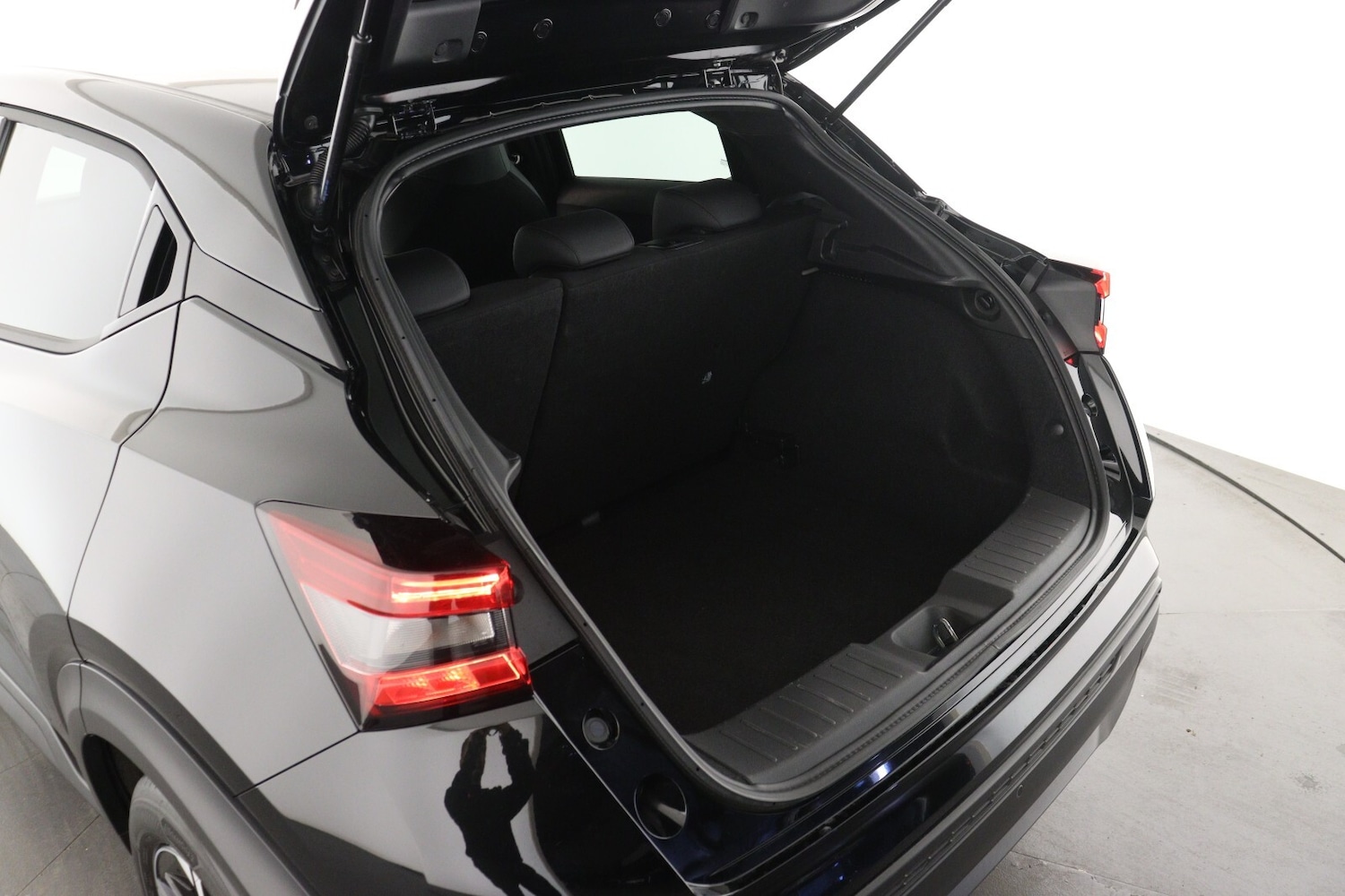 Used Nissan Juke 2024 for sale - 76871880: Photo 9