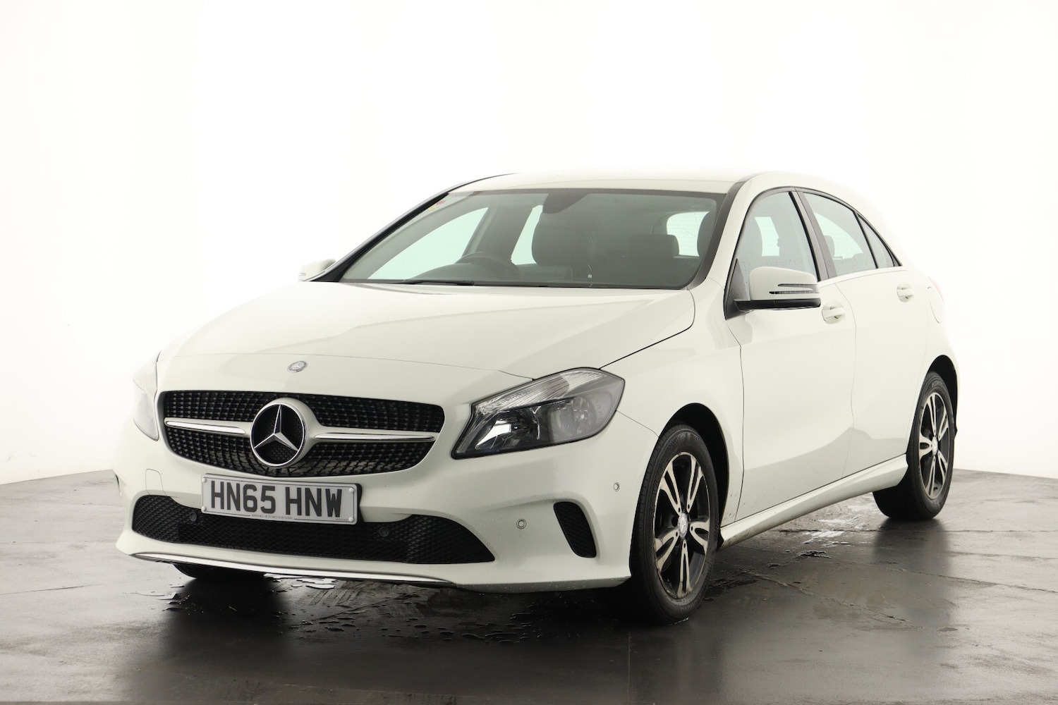 Used Mercedes-Benz A-Class 2015 for sale - 76873539: Photo 6