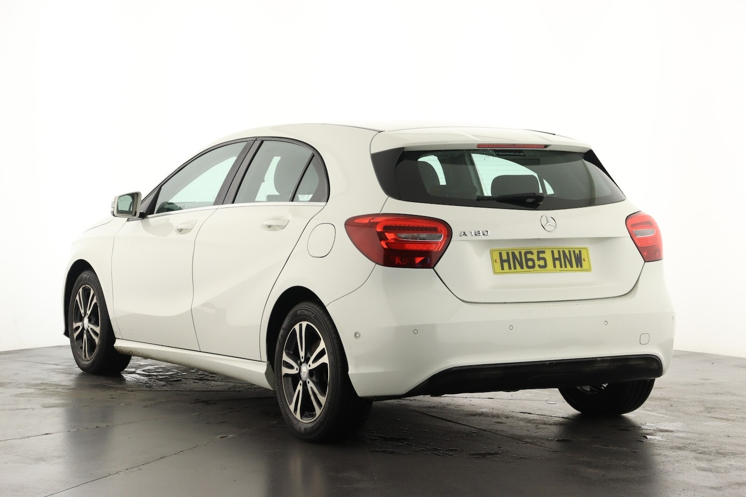 Used Mercedes-Benz A-Class 2015 for sale - 76873539: Photo 8