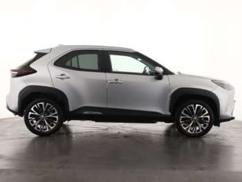 Used Toyota Yaris Cross 2022 for sale - 75325116: Photo