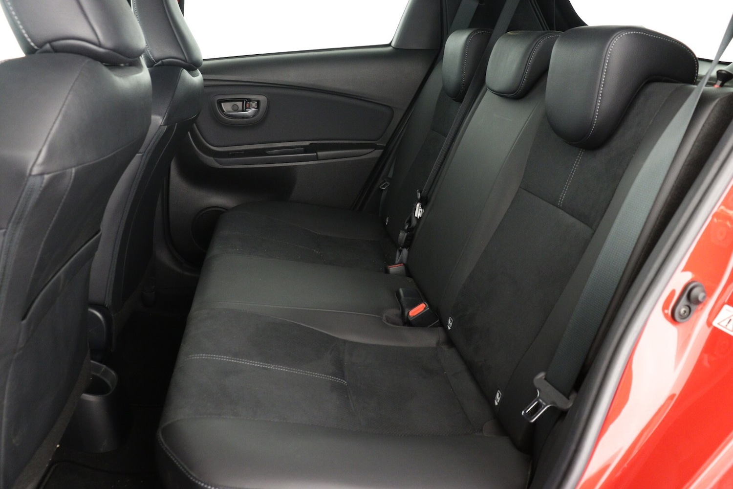 Used Toyota Yaris 2019 for sale - 76873698: Photo 12