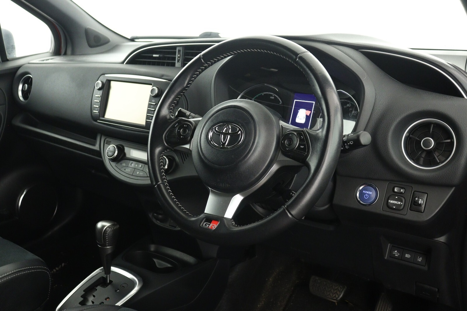 Used Toyota Yaris 2019 for sale - 76873698: Photo 13