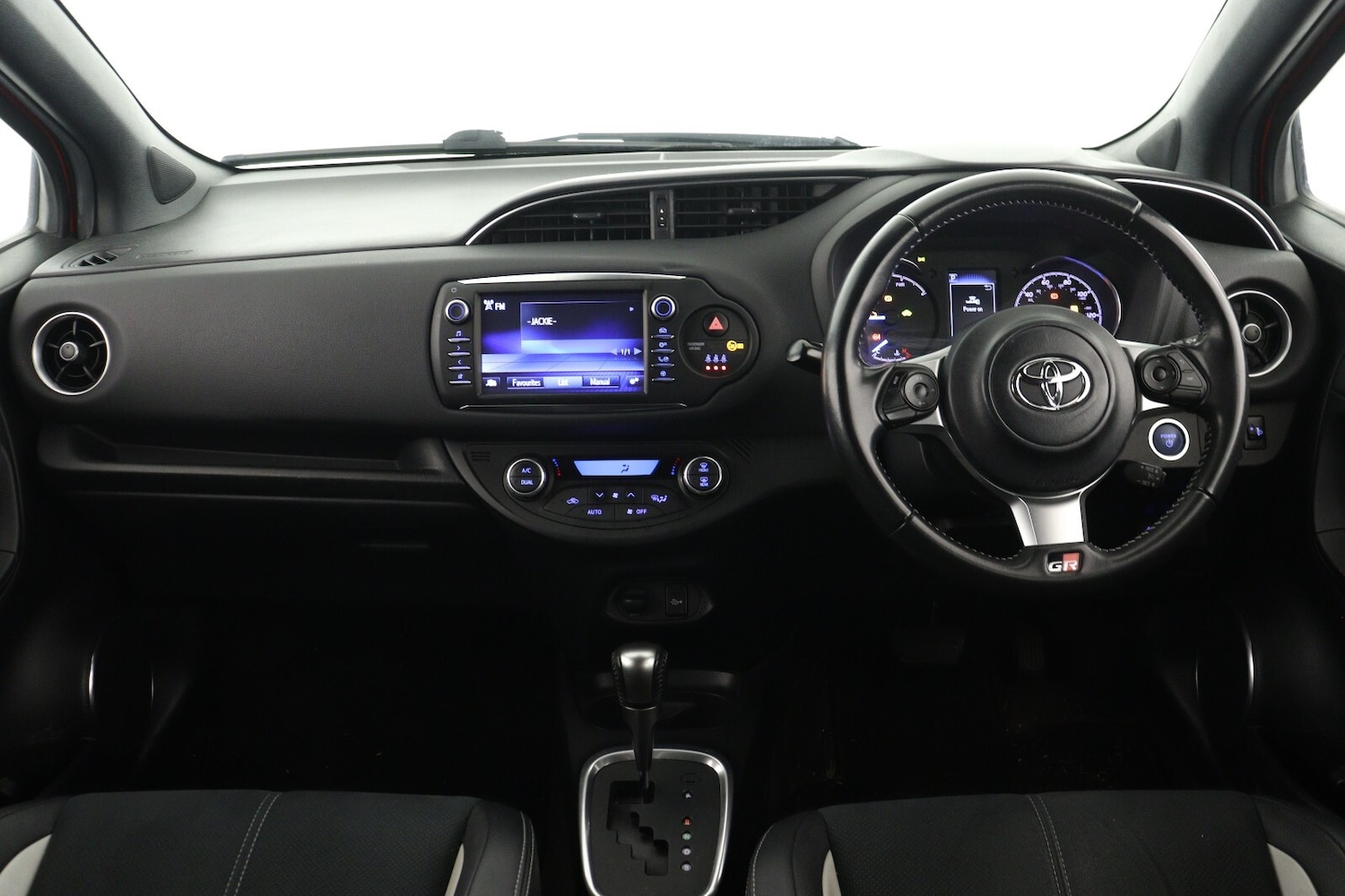 Used Toyota Yaris 2019 for sale - 76873698: Photo 14