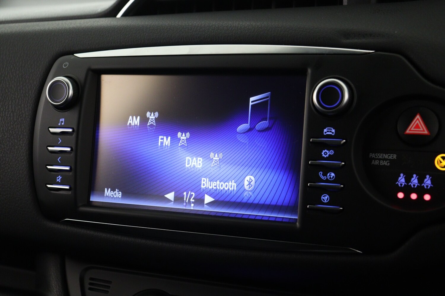 Used Toyota Yaris 2019 for sale - 76873698: Photo 16