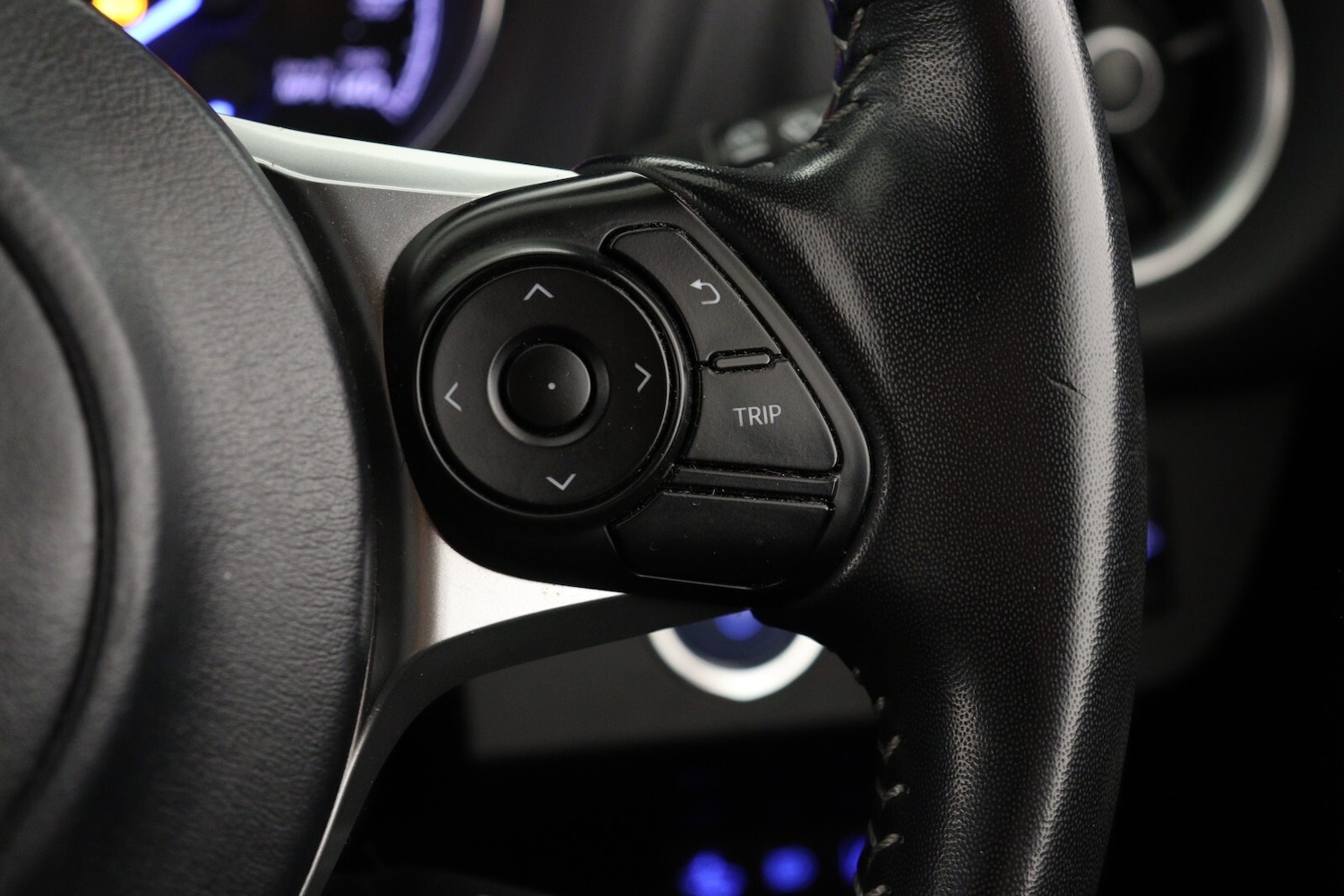 Used Toyota Yaris 2019 for sale - 76873698: Photo 22