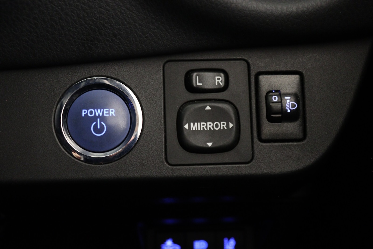 Used Toyota Yaris 2019 for sale - 76873698: Photo 24