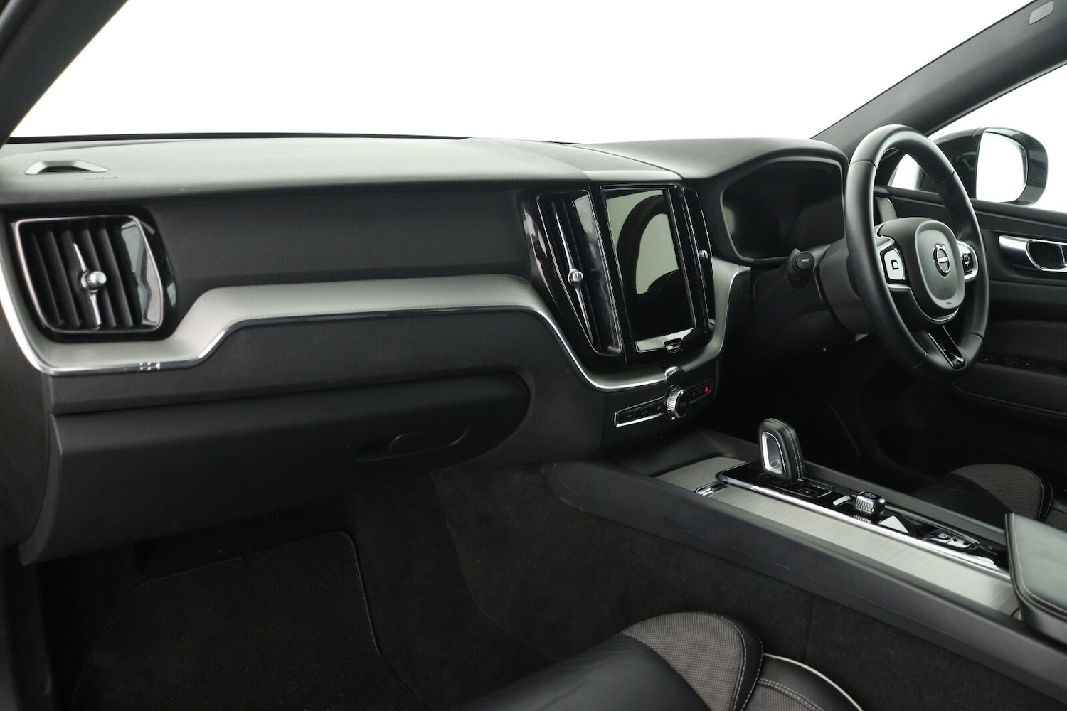 Used Volvo XC60 2021 for sale - 76183897: Photo 12