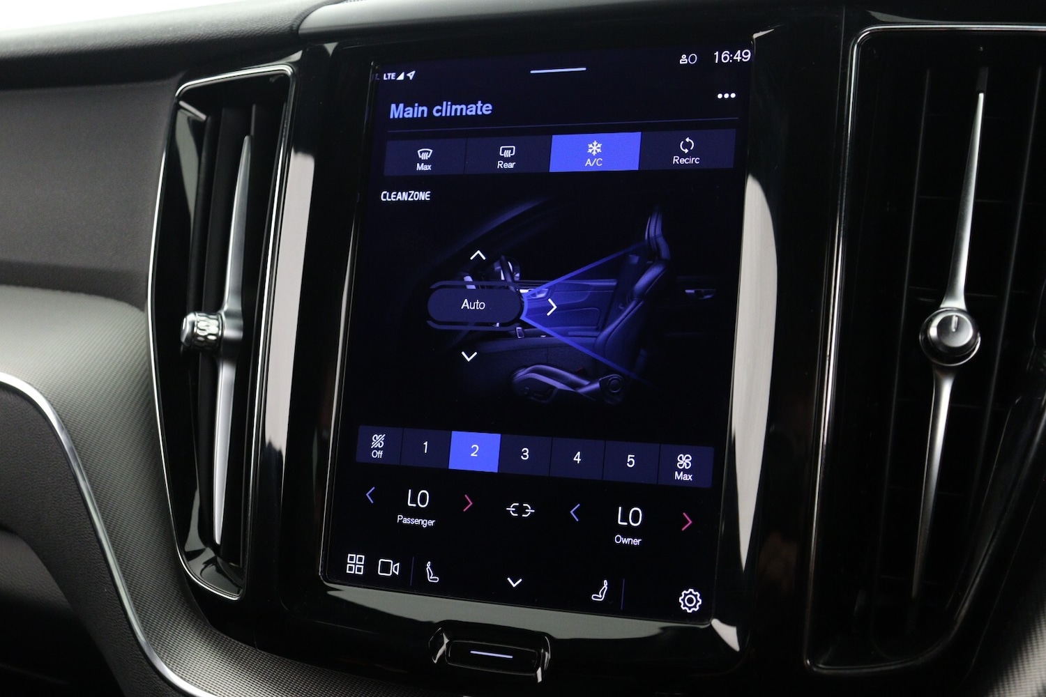 Used Volvo XC60 2021 for sale - 76183897: Photo 20