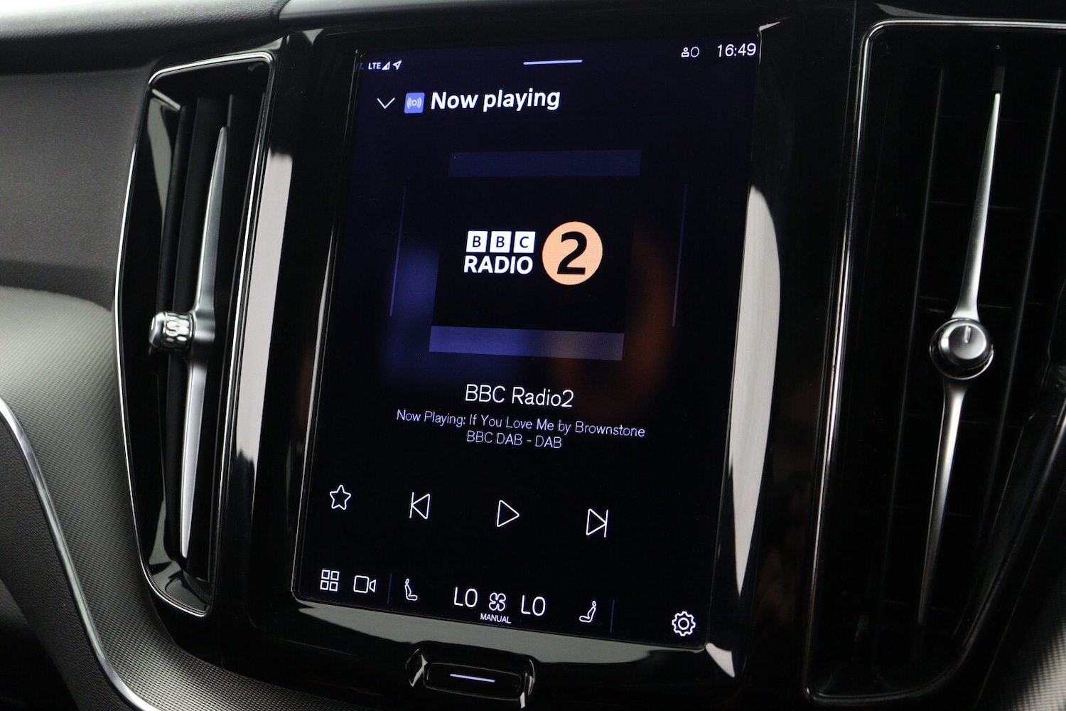 Used Volvo XC60 2021 for sale - 76183897: Photo 21