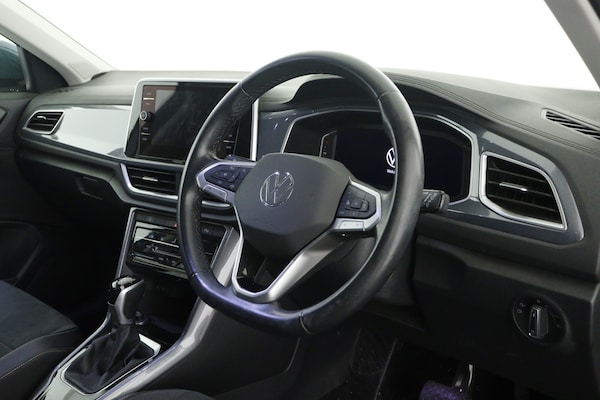 Used Volkswagen T-Roc 2022 for sale - 76311985: Photo 13