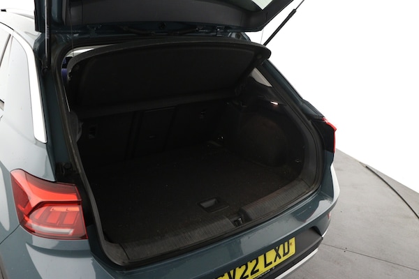 Used Volkswagen T-Roc 2022 for sale - 76311985: Photo 9