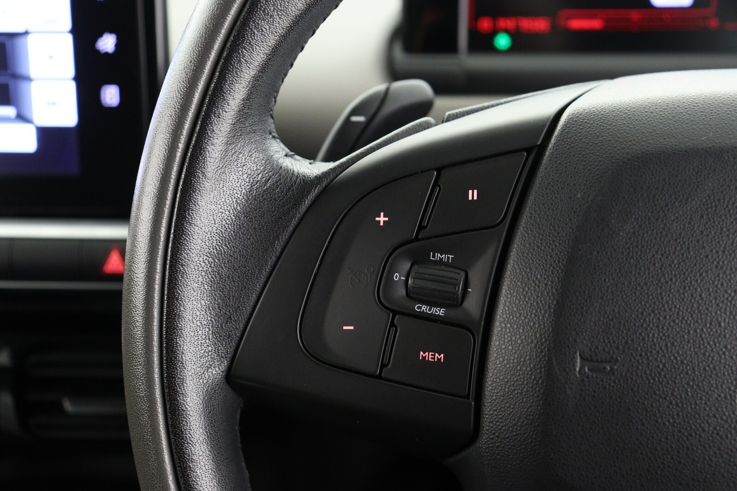 Used Citroen C4 Cactus 2016 for sale - 76766167: Photo 20