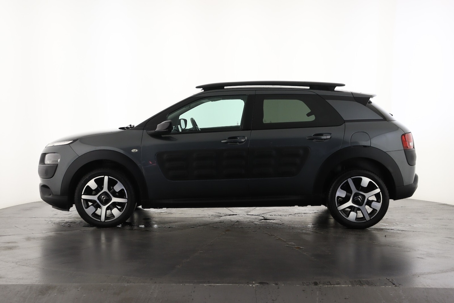 Used Citroen C4 Cactus 2016 for sale - 76766167: Photo 7