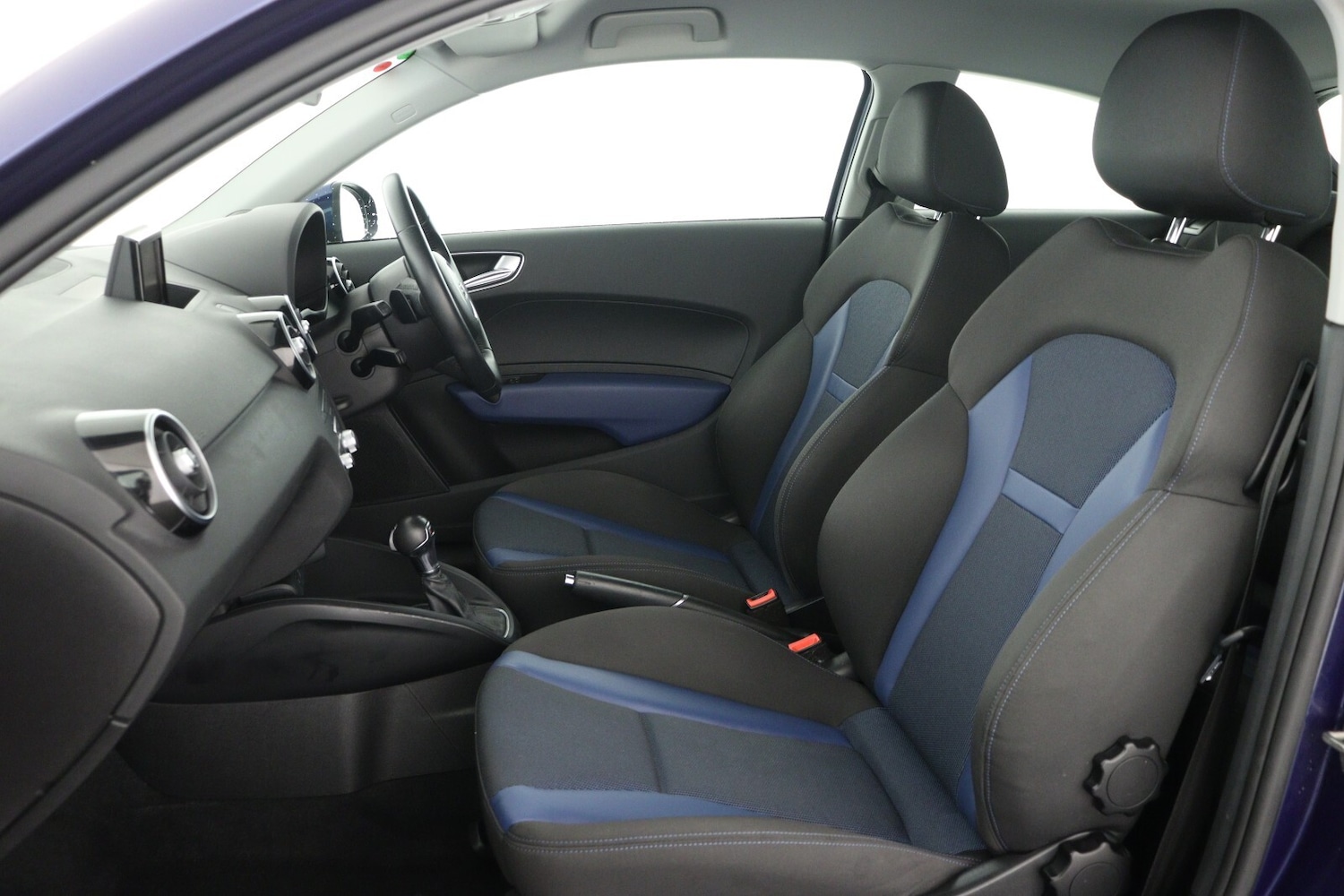 Used Audi A1 2015 for sale - 76870613: Photo 10