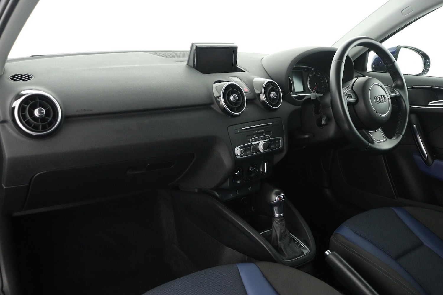 Used Audi A1 2015 for sale - 76870613: Photo 11