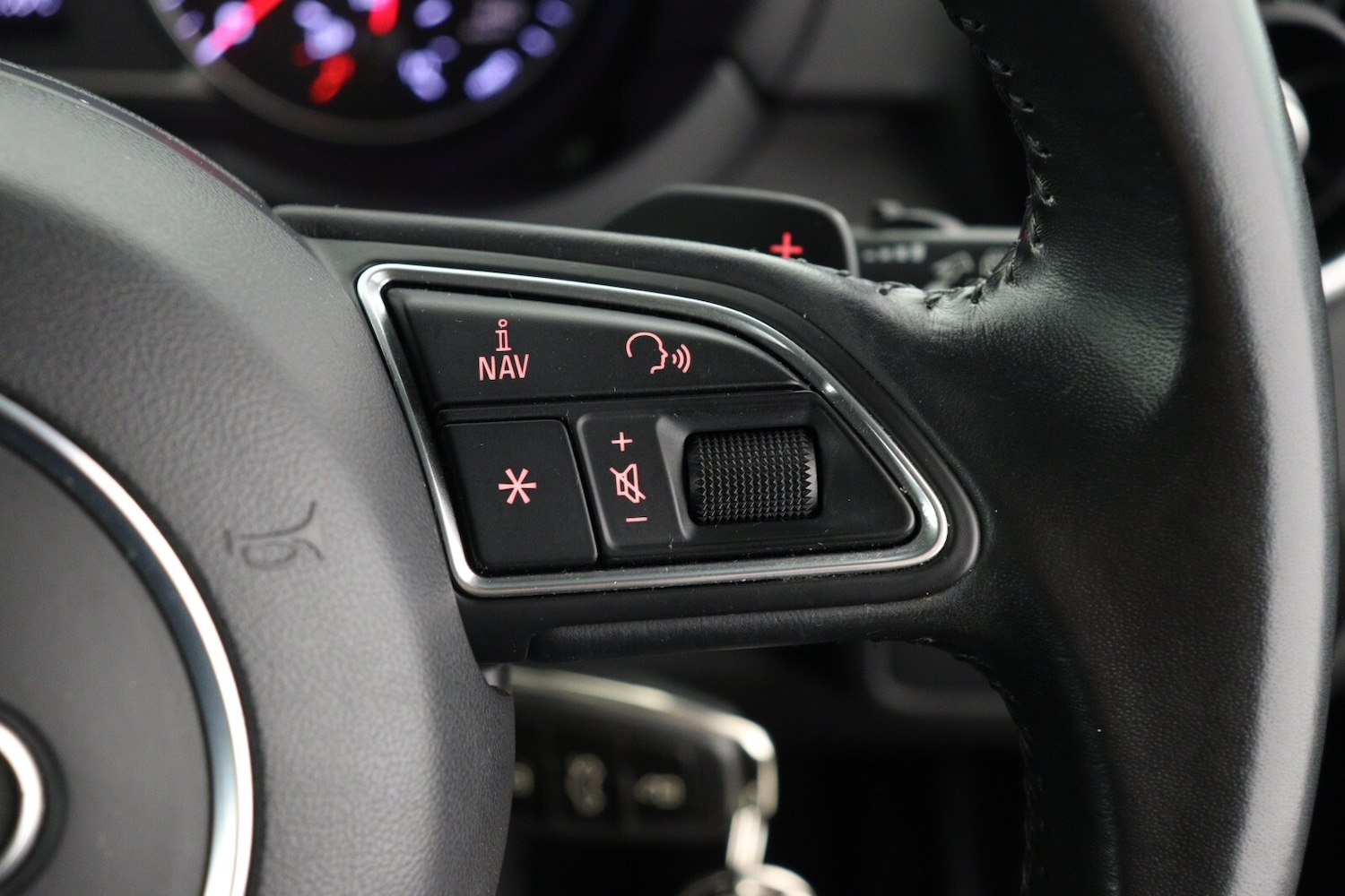 Used Audi A1 2015 for sale - 76870613: Photo 23