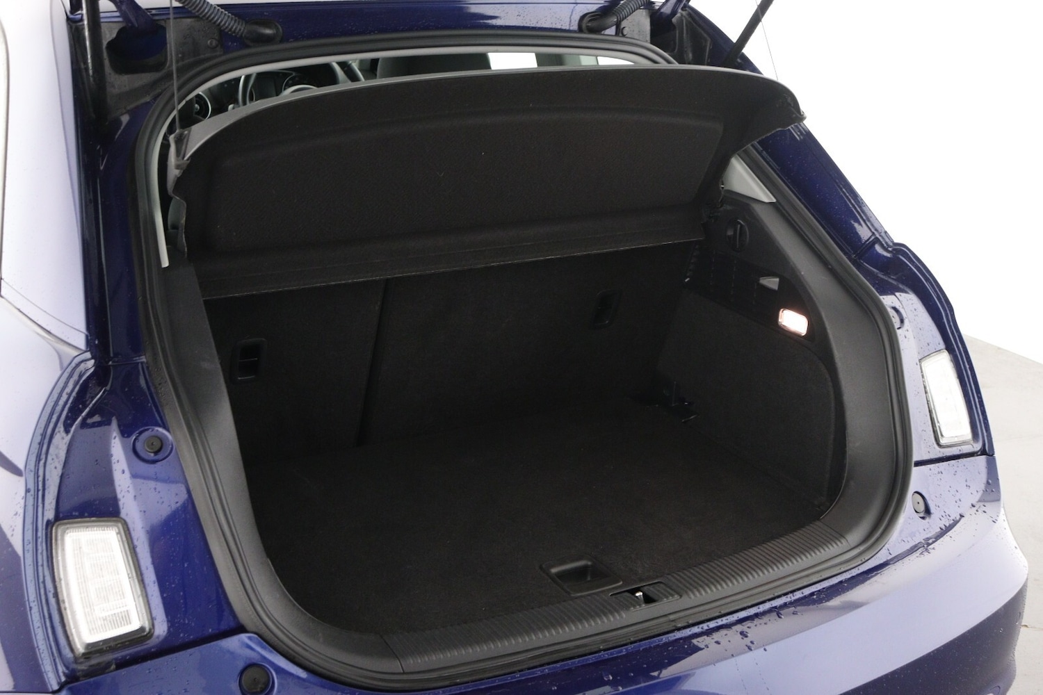 Used Audi A1 2015 for sale - 76870613: Photo 9