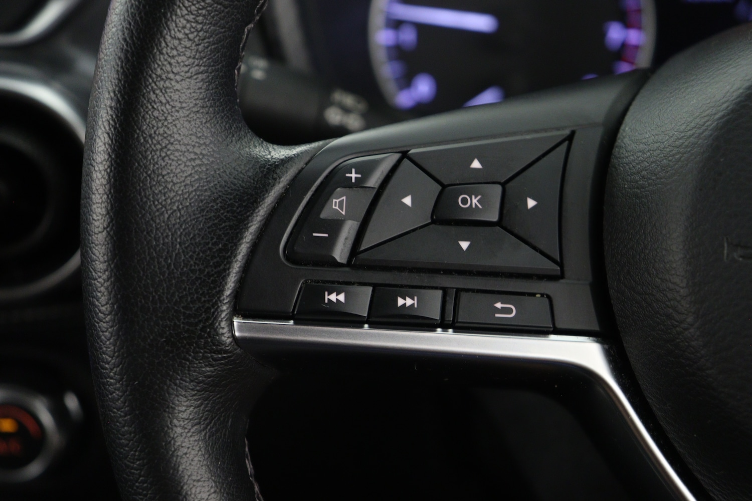 Used Nissan Juke 2023 for sale - 76871878: Photo 23