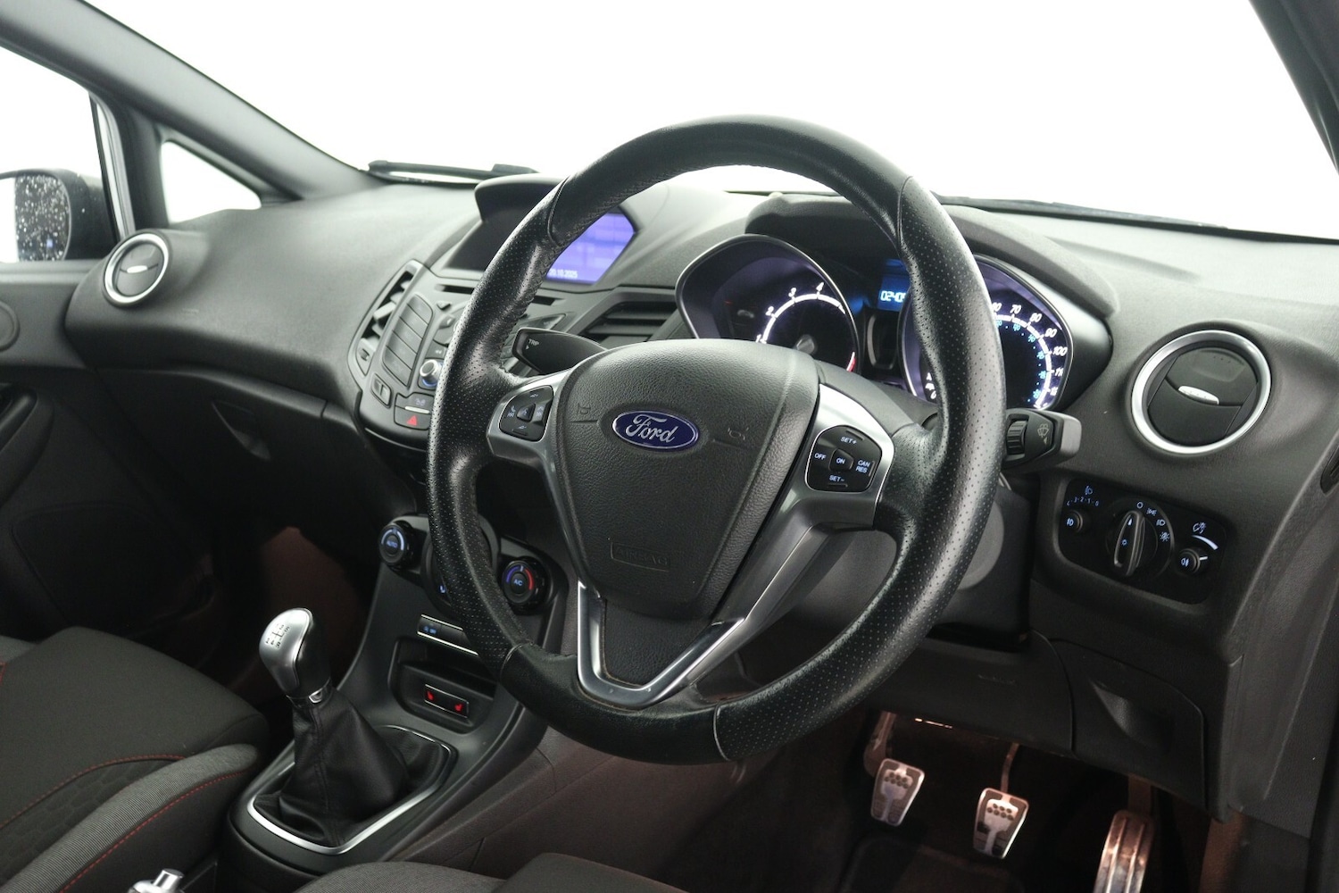 Used Ford Fiesta 2016 for sale - 76602878: Photo 13