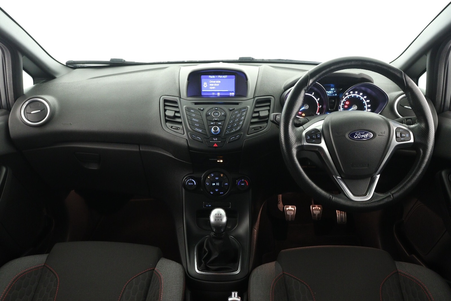 Used Ford Fiesta 2016 for sale - 76602878: Photo 14