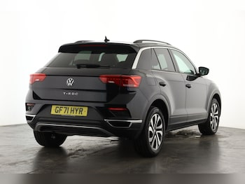 Used Volkswagen T-Roc 2021 for sale - 75652926: Photo