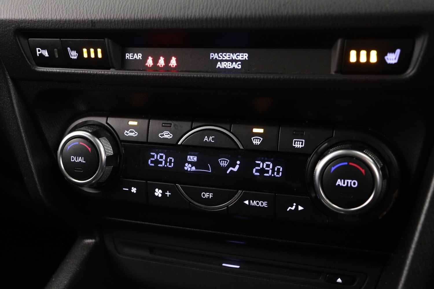 Used Mazda Mazda3 2015 for sale - 76738091: Photo 19