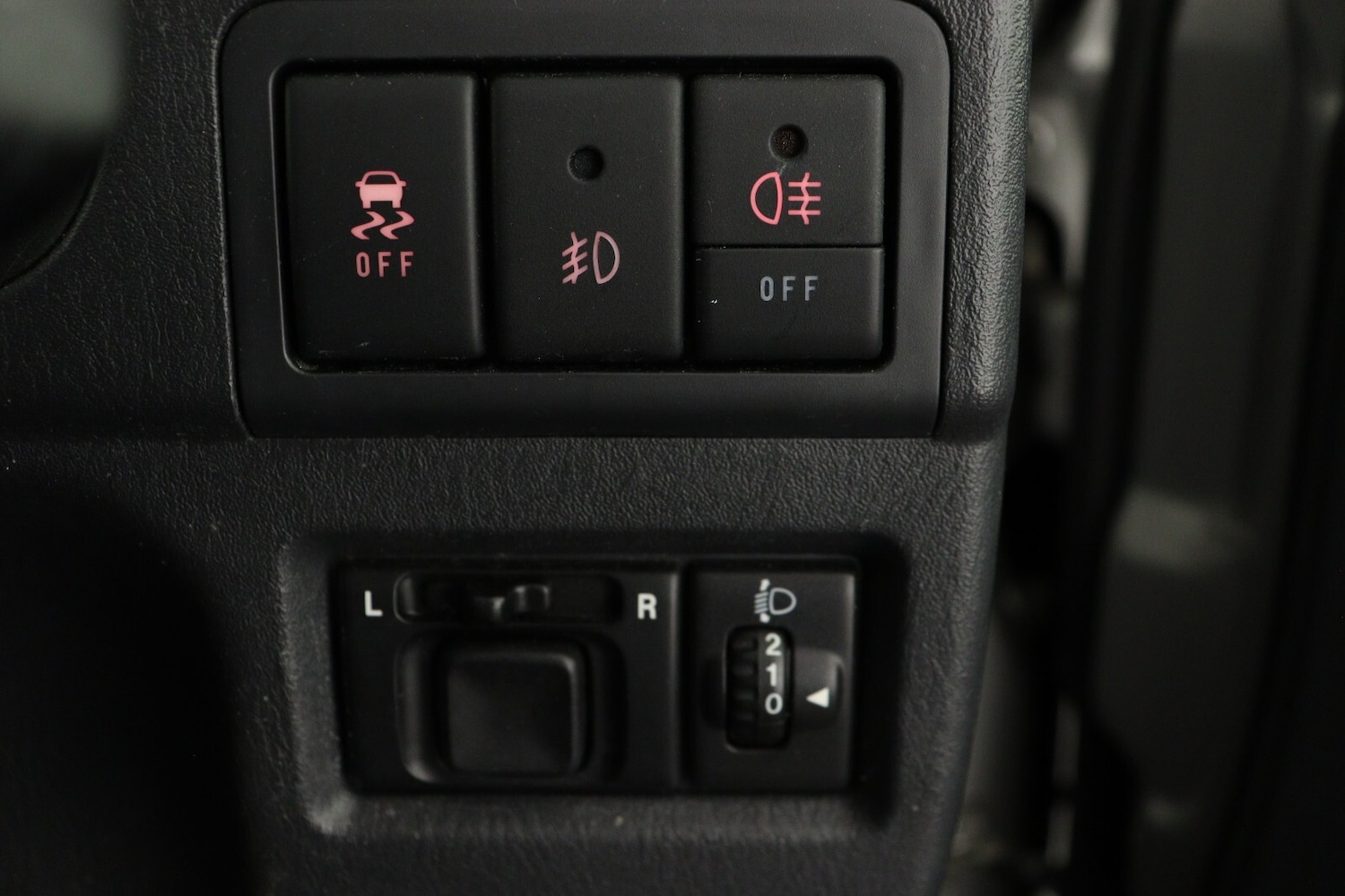 Used Suzuki Jimny 2017 for sale - 76873660: Photo 18