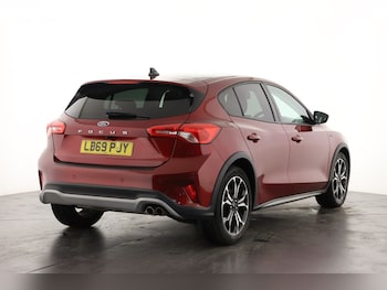 Used Ford Focus 2019 for sale - 76609543: Photo