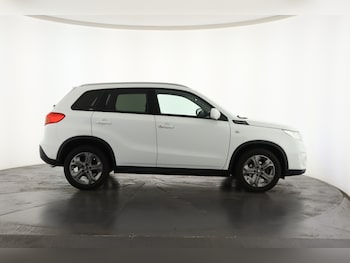 Used Suzuki Vitara 2017 for sale - 75815436: Photo