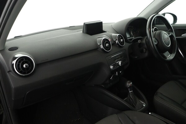 Used Audi A1 2017 for sale - 76104132: Photo 11