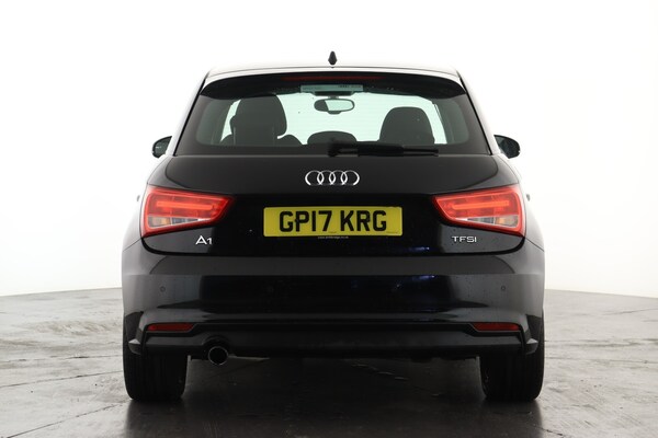 Used Audi A1 2017 for sale - 76104132: Photo 2