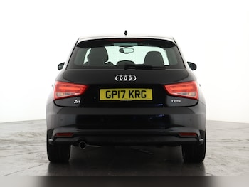 Used Audi A1 2017 for sale - 76104132: Photo