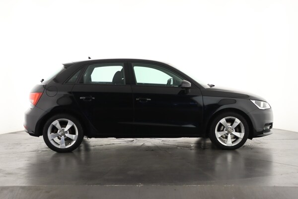 Used Audi A1 2017 for sale - 76104132: Photo 4