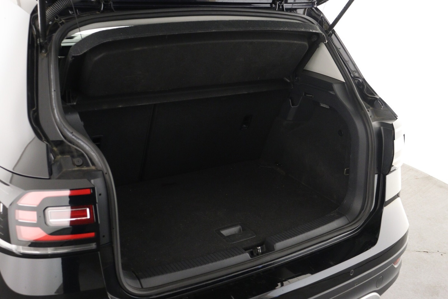 Used Volkswagen T-Cross 2022 for sale - 77799835: Photo 9