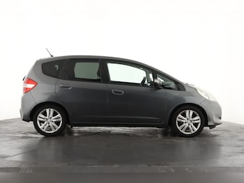 Used Honda Jazz 2013 for sale - 77232181: Photo