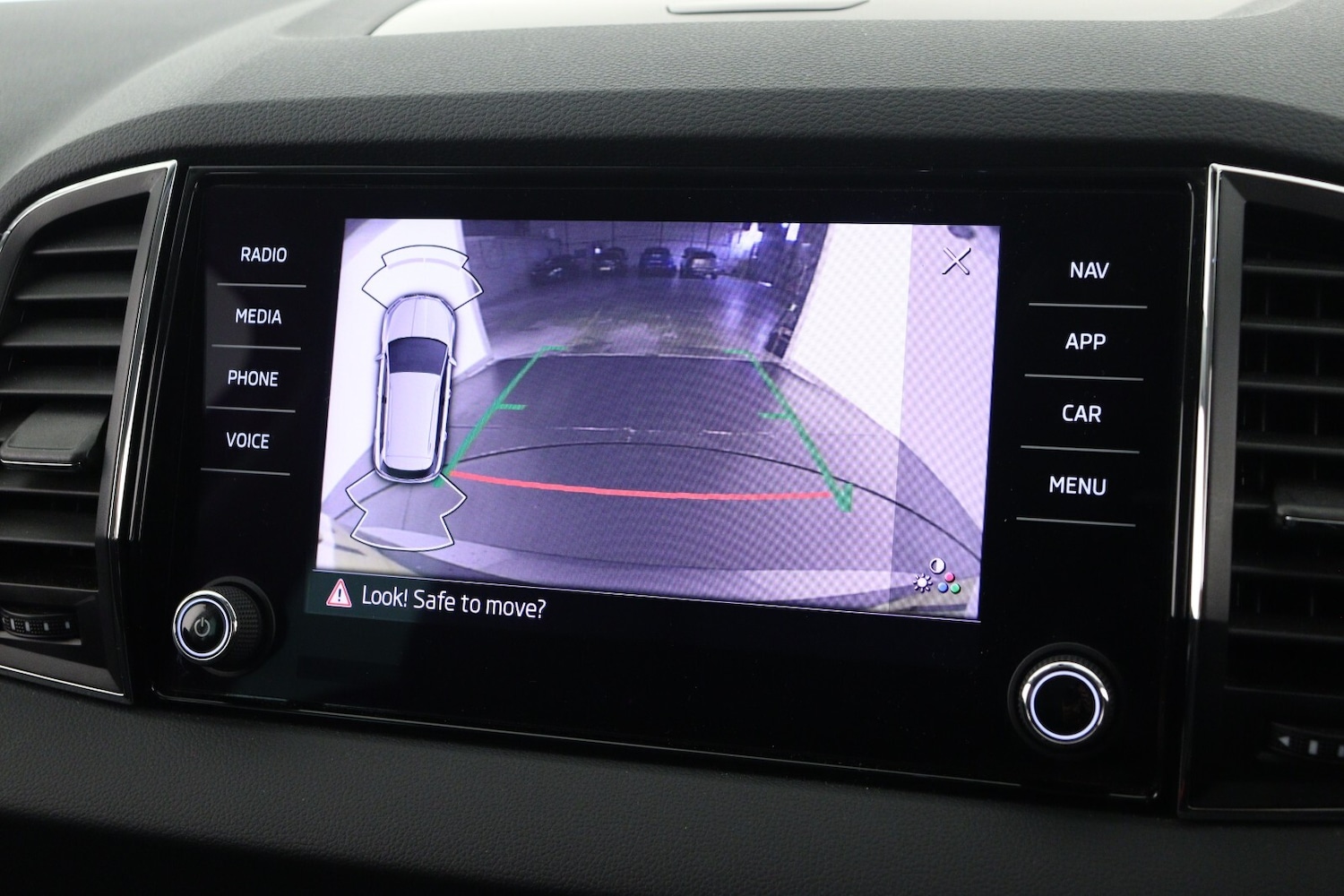 Used Skoda Karoq 2022 for sale - 76873654: Photo 21