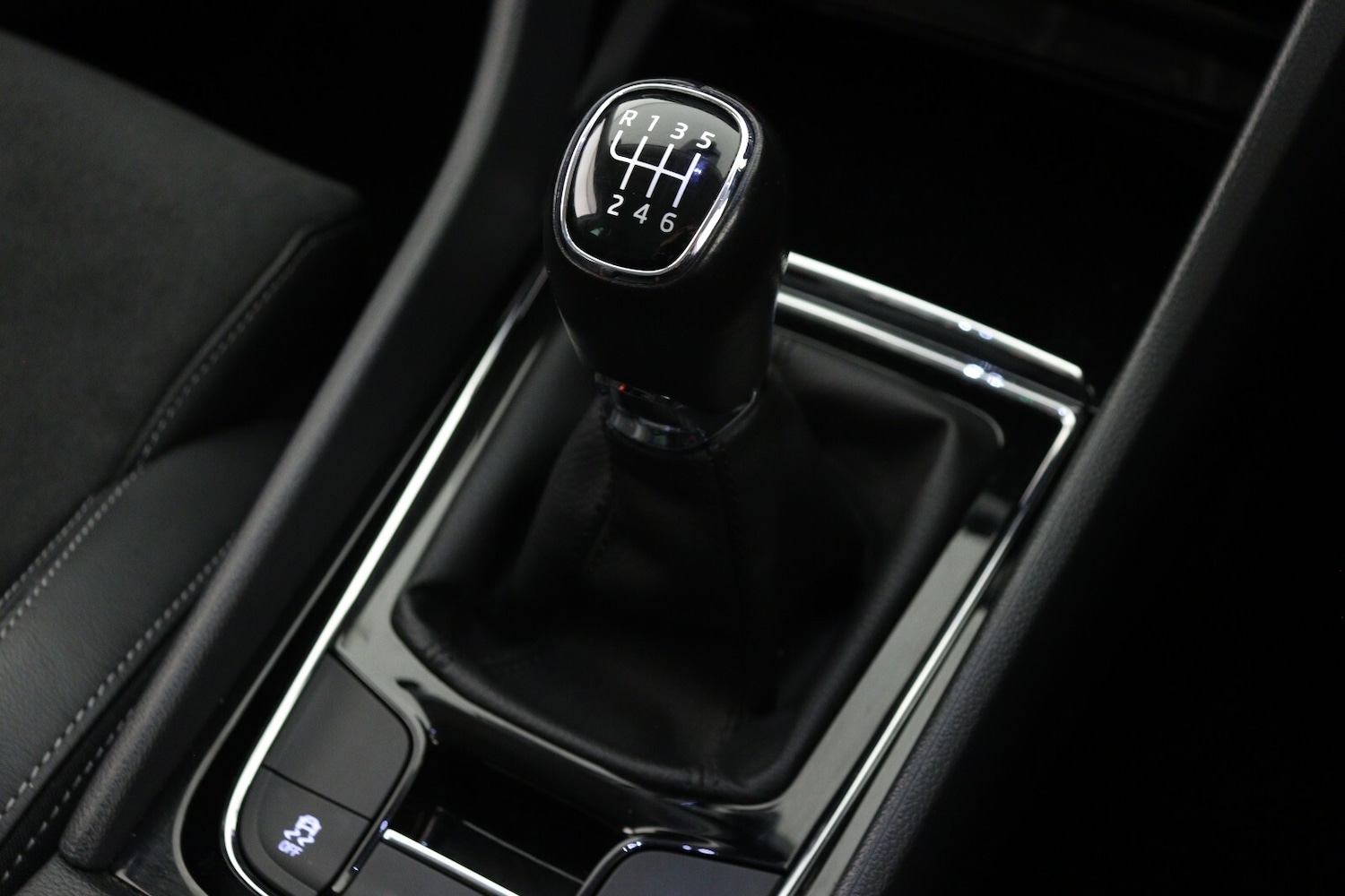 Used Skoda Karoq 2022 for sale - 76873654: Photo 23