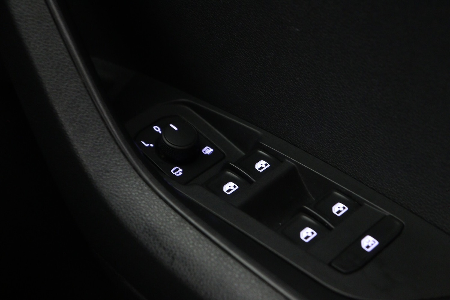 Used Skoda Karoq 2022 for sale - 76873654: Photo 27