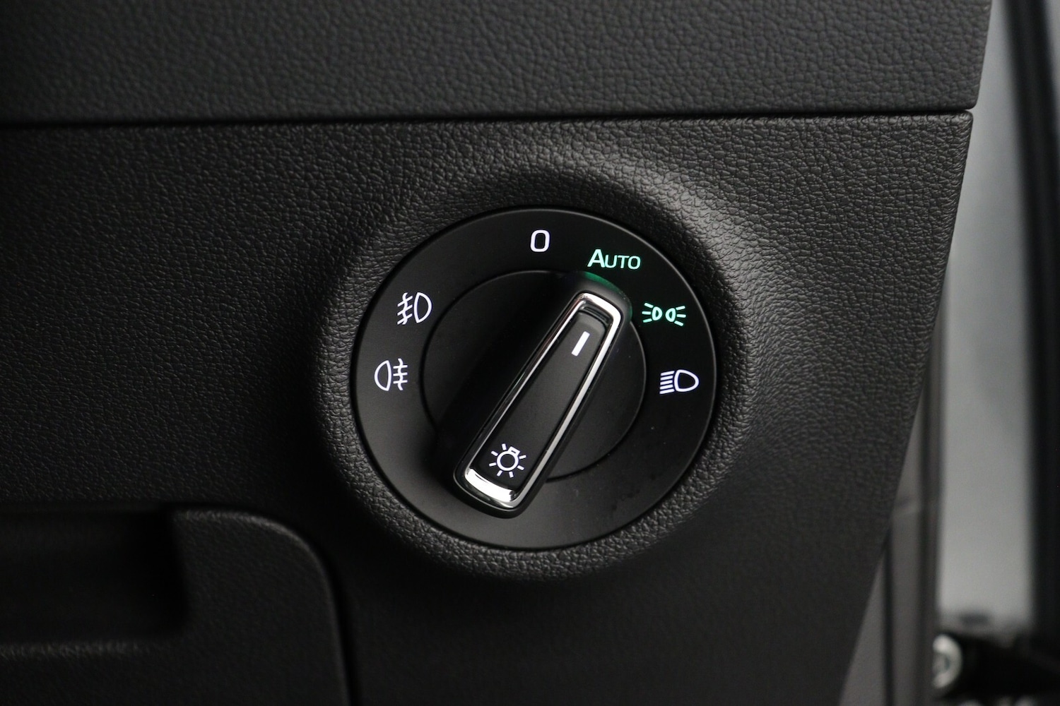 Used Skoda Karoq 2022 for sale - 76873654: Photo 28