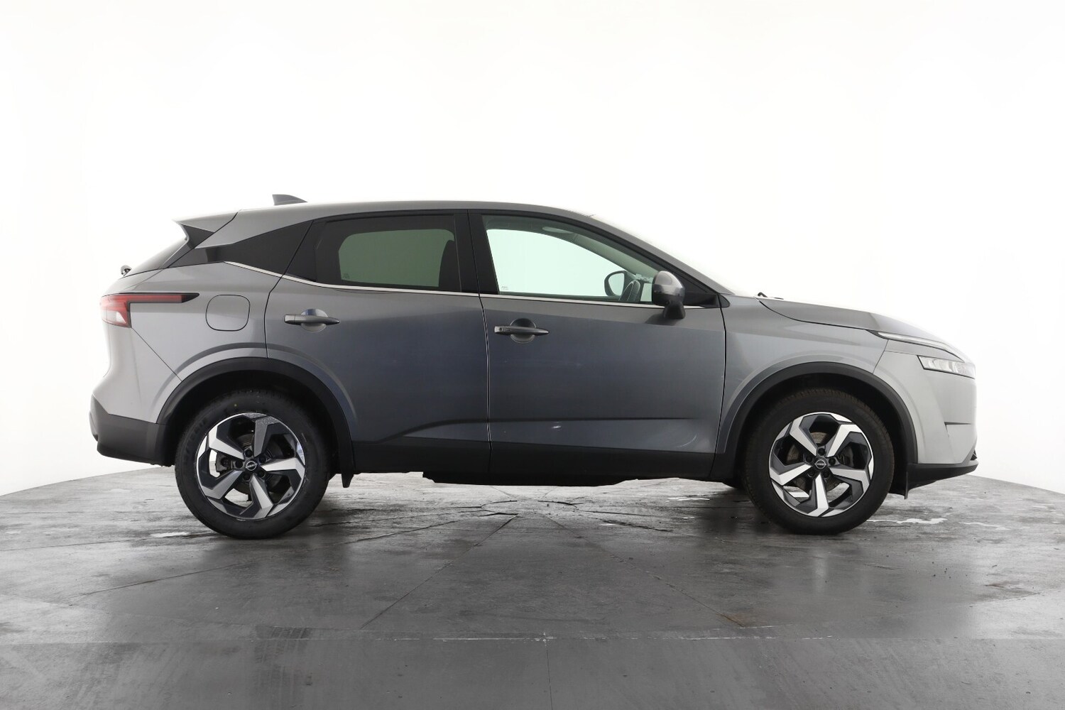 Used Nissan Qashqai 2023 for sale - 77653152: Photo 4