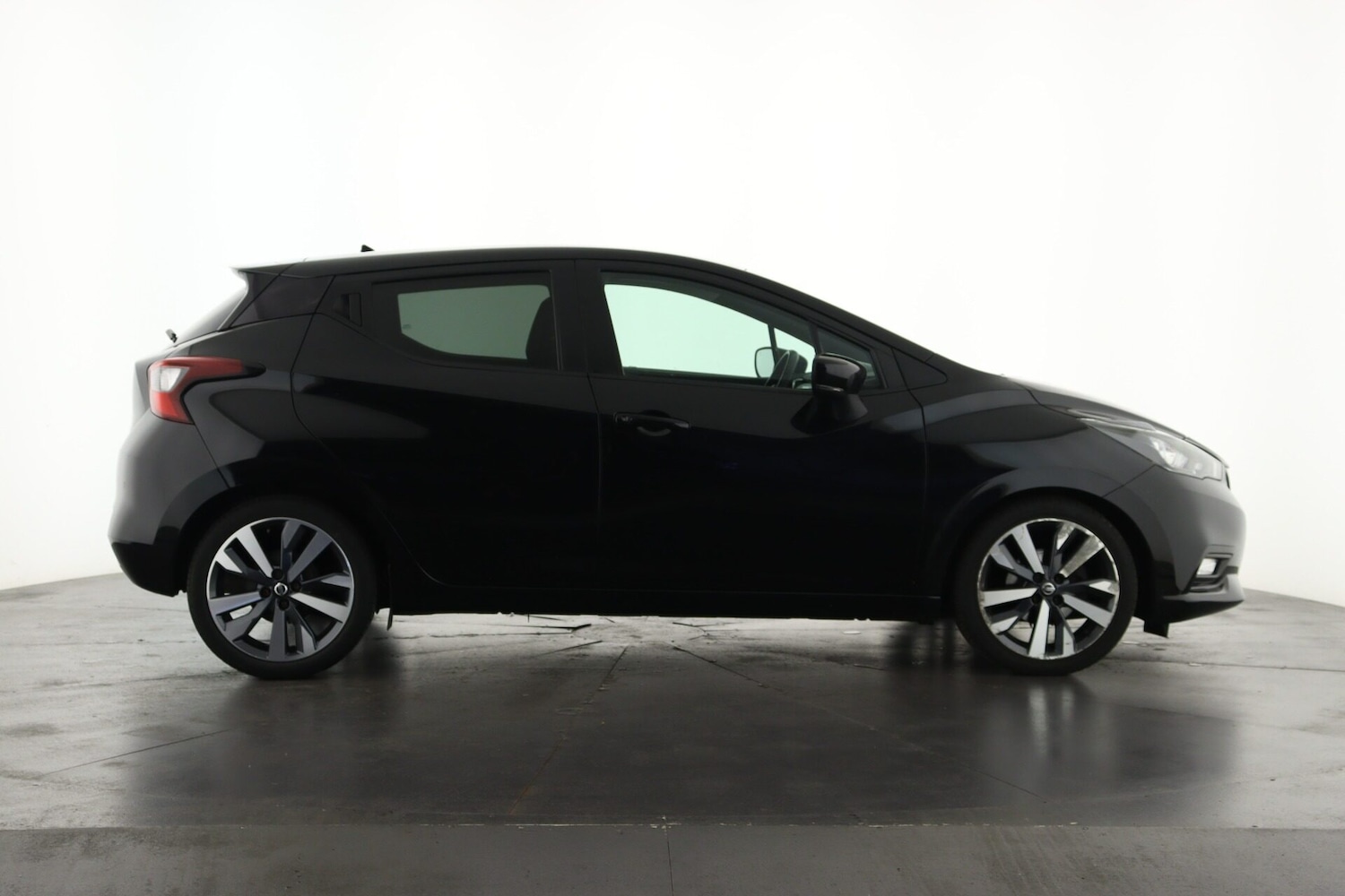 Used Nissan Micra 2021 for sale - 76871879: Photo 4