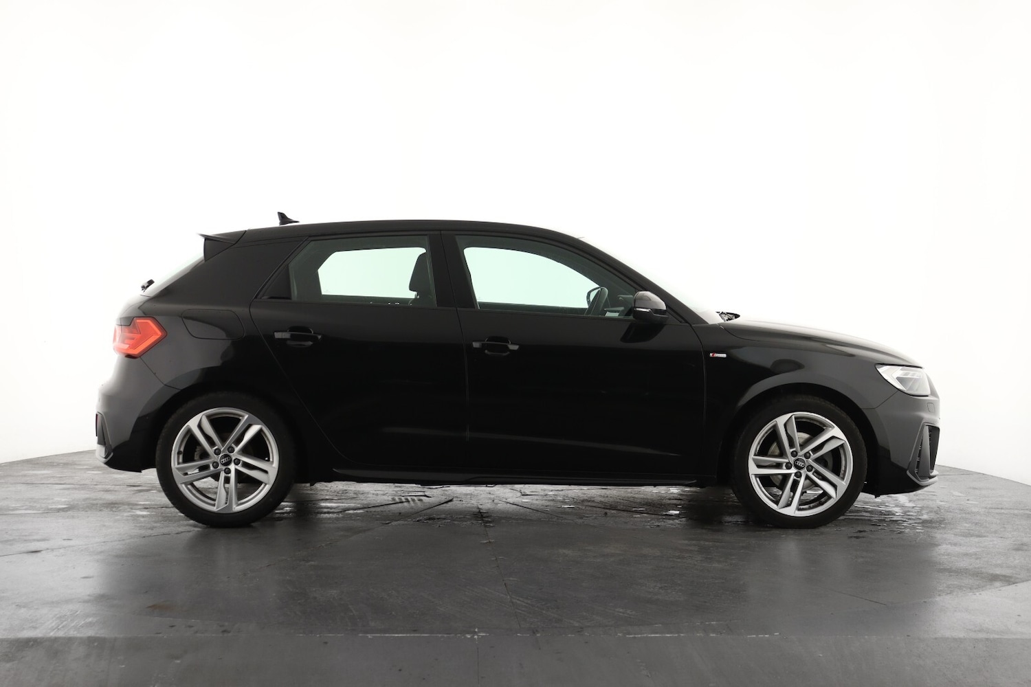 Used Audi A1 2023 for sale - 77281131: Photo 4