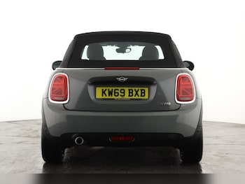 Used MINI Convertible 2019 for sale - 76487170: Photo